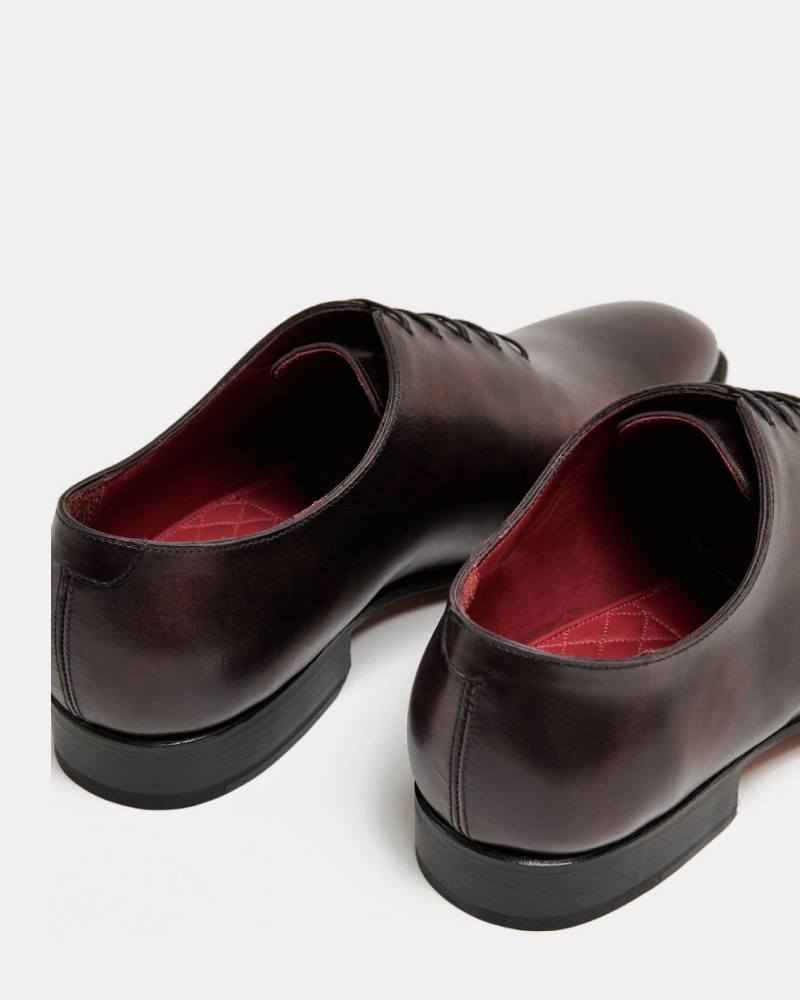 https://www.cobbler-union.com/cdn/shop/files/Brown-Leather-Derby-Dress-Shoe-5_1200x.png?v=1690897971