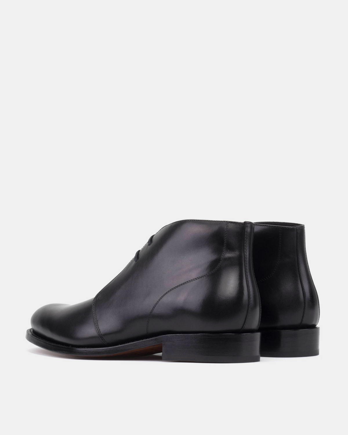 Black Chukka - 675