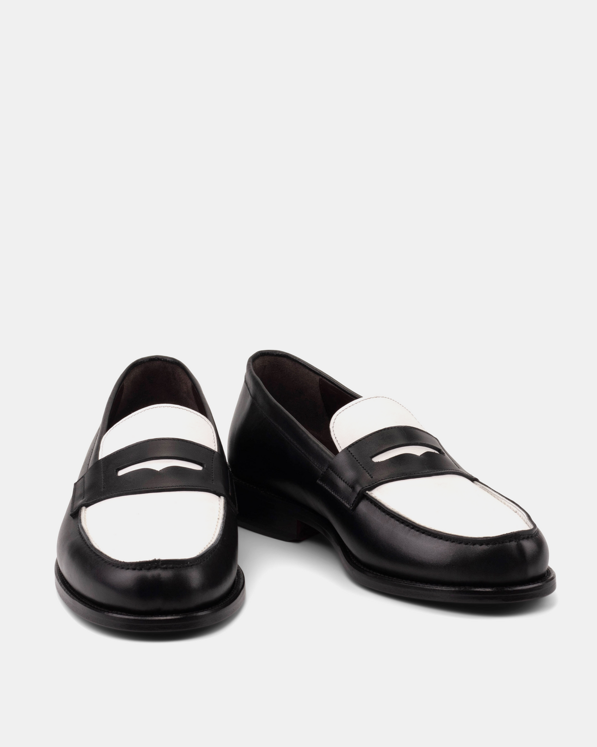 Henry Black &amp; White Penny Loafer - 144